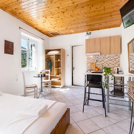 Appartement Kerkis Traditional Drymon