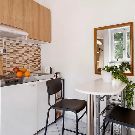 Kerkis Traditional Drymon