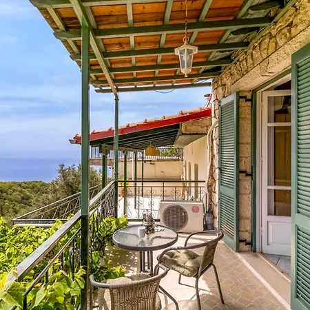 Апартаменты Kerkis Traditional *