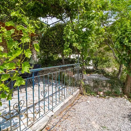 Апартаменты Kerkis Traditional