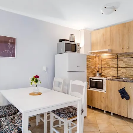 Апартаменты Kerkis Traditional *