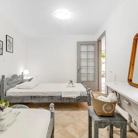 Kerkis Traditional Apartment Drymon